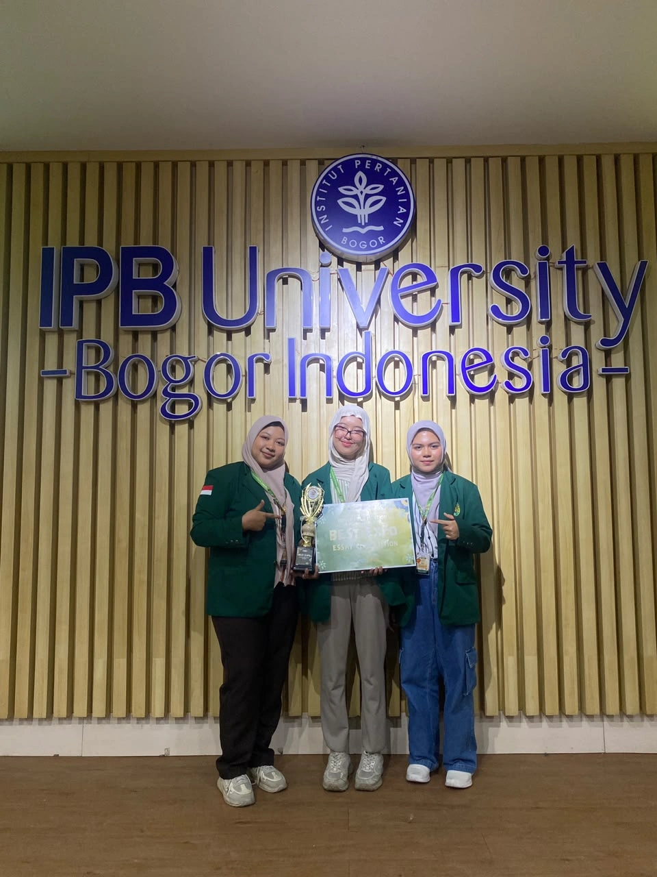Inovasi COLLASHIELD Antarkan Tim CollaCel USU Raih Best Expo Esai PIMPI IPB 2026